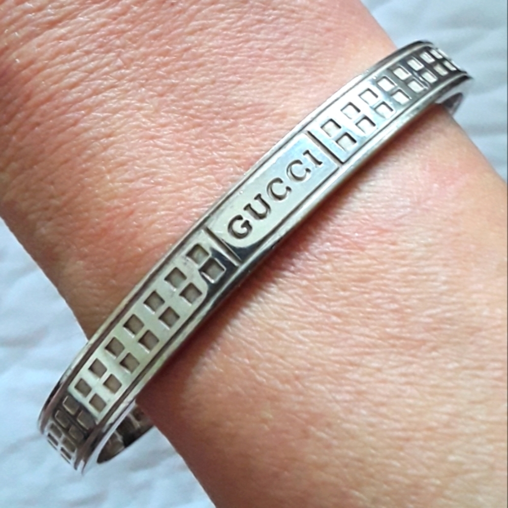 VINTAGE GUCCI SILVER BANGLE